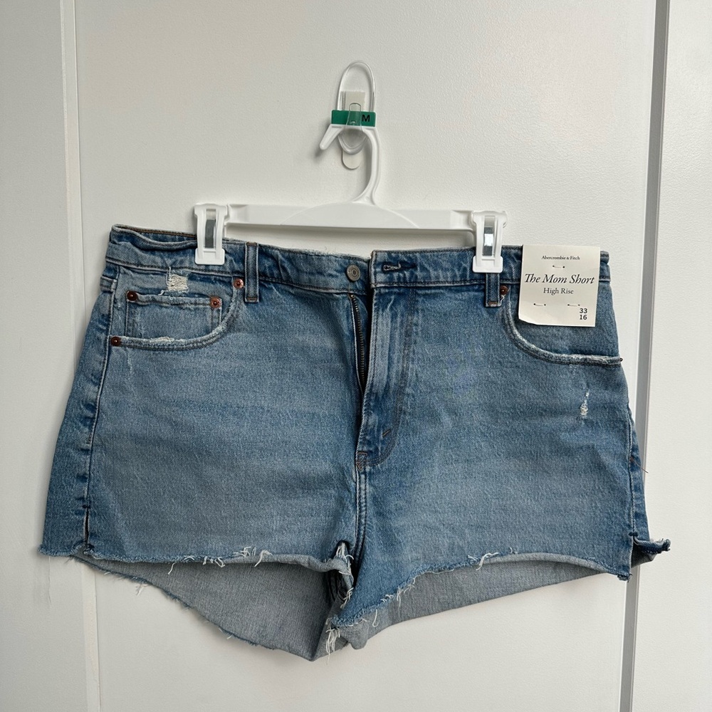Abercrombie high rise mom shorts